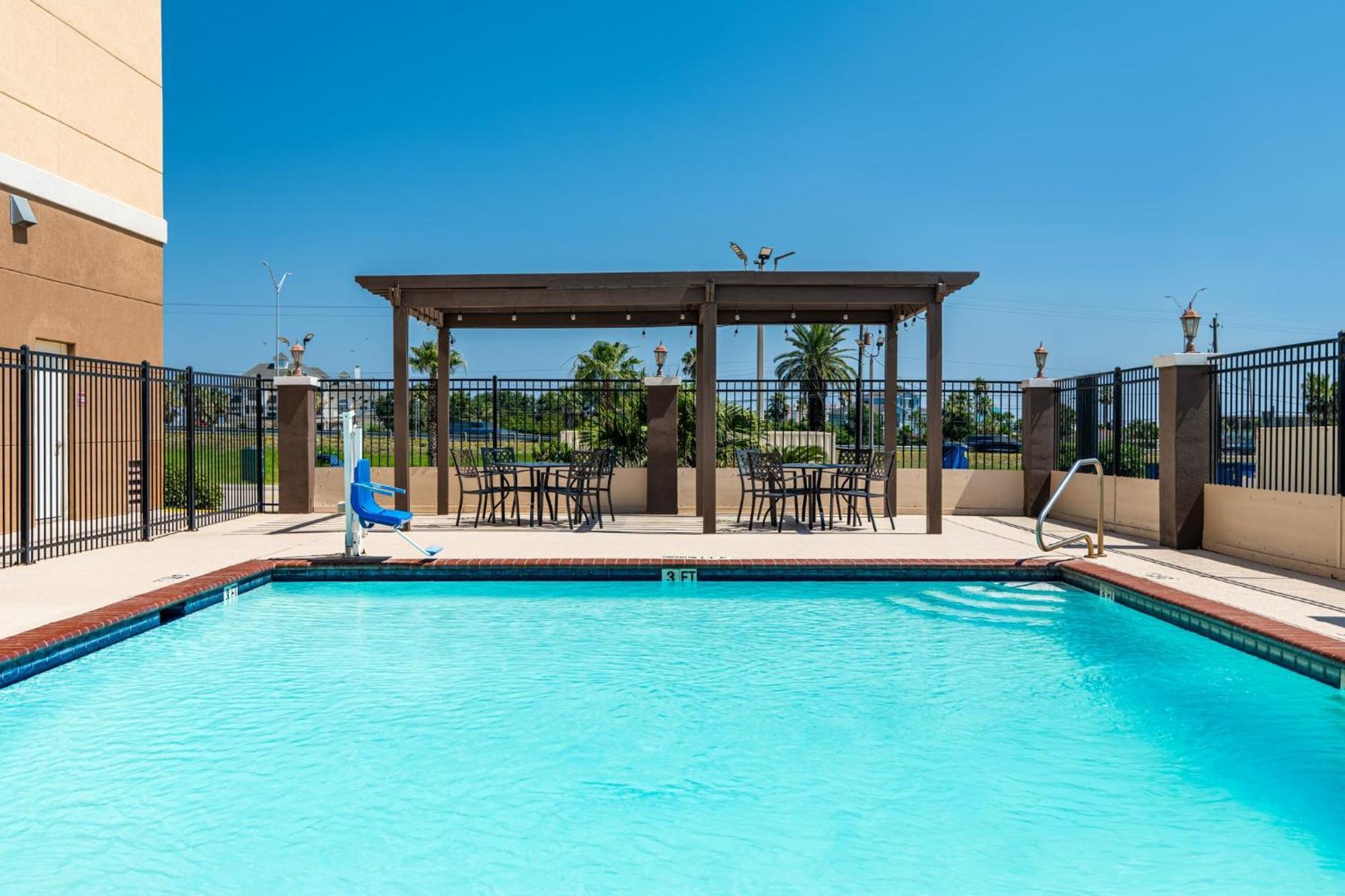 Holiday Inn Galveston Island By Ihg Exterior photo