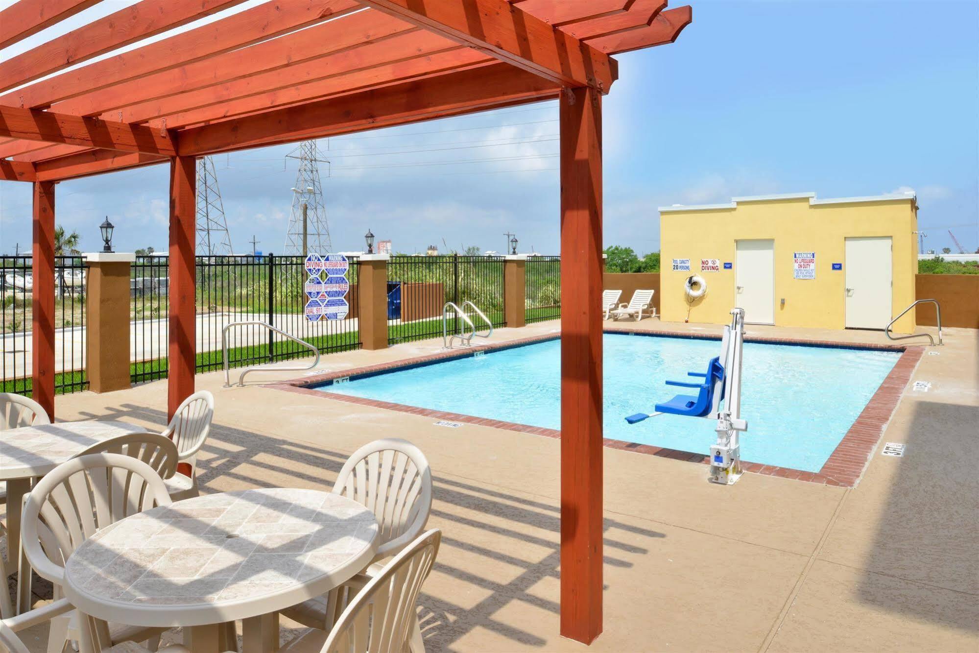 Holiday Inn Galveston Island By Ihg Exterior photo